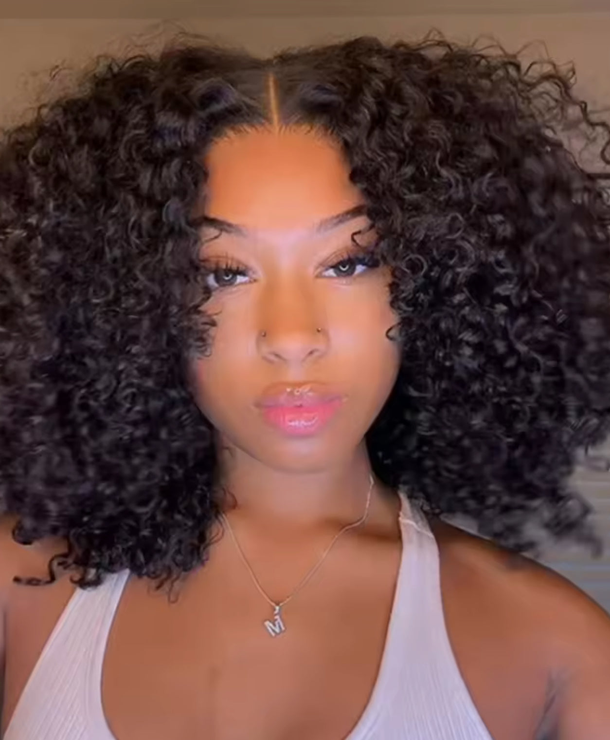 Perruque bouclés Virgin closure 4x4 transparents HD. Bonnet S,M,L,XL